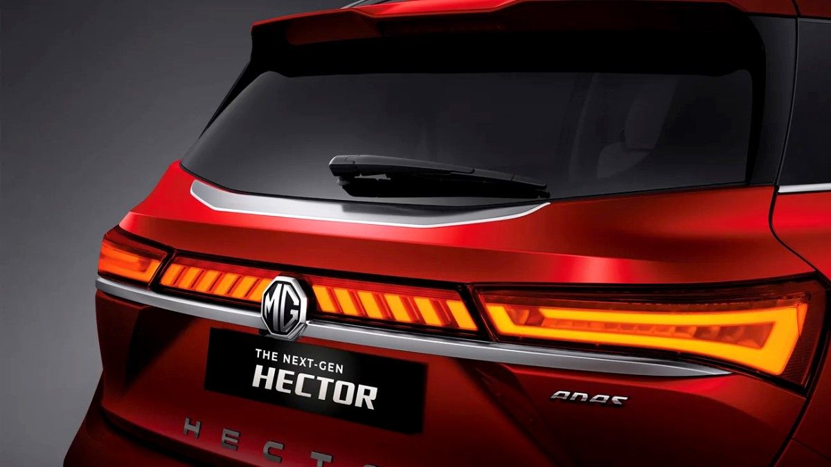 MG Hector Plus 